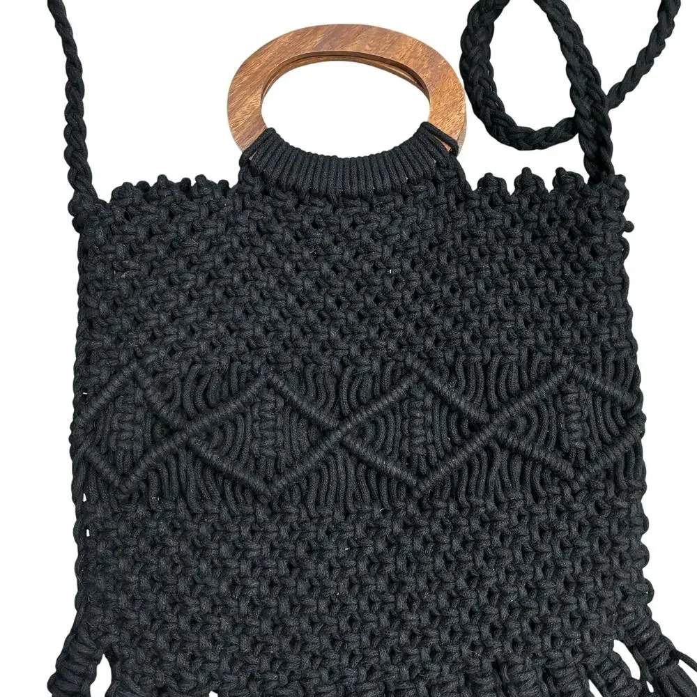 Danielle Nicole black macrame crossbody bag fringed purse mod wood handles - Picture 8 of 9